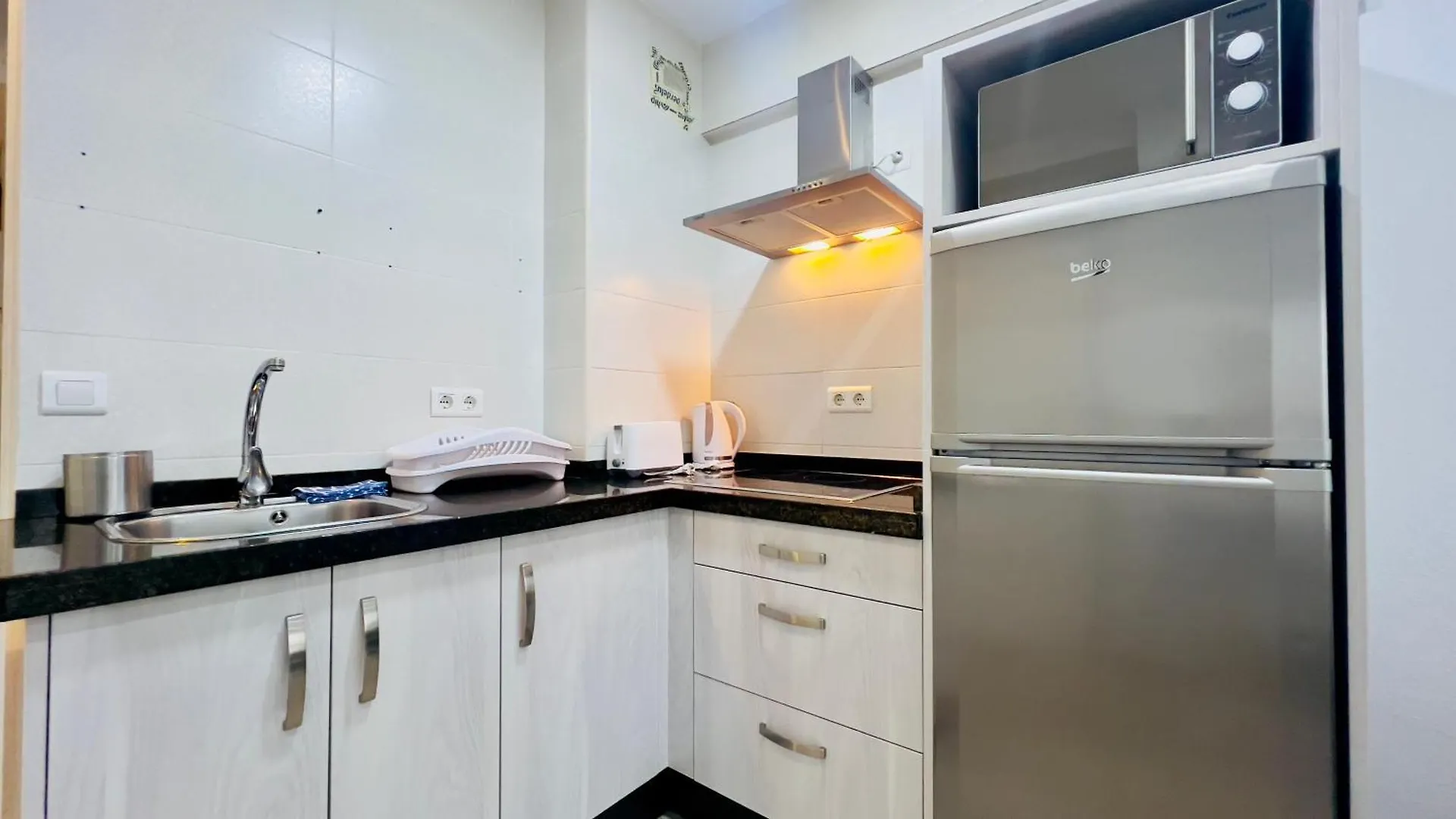 Apartment Estudio Costa En El Centro De Nerja - South Costa Spain
