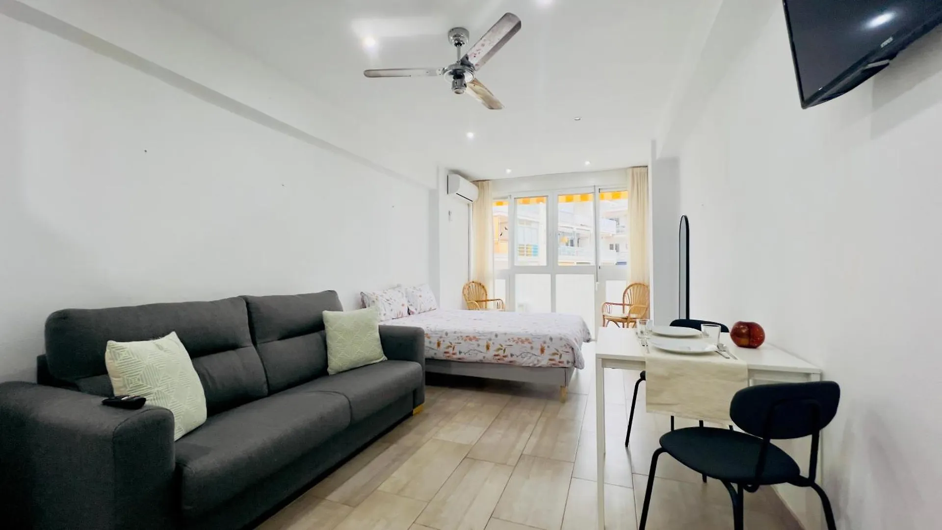 Estudio Costa En El Centro De Nerja - South Costa Apartment